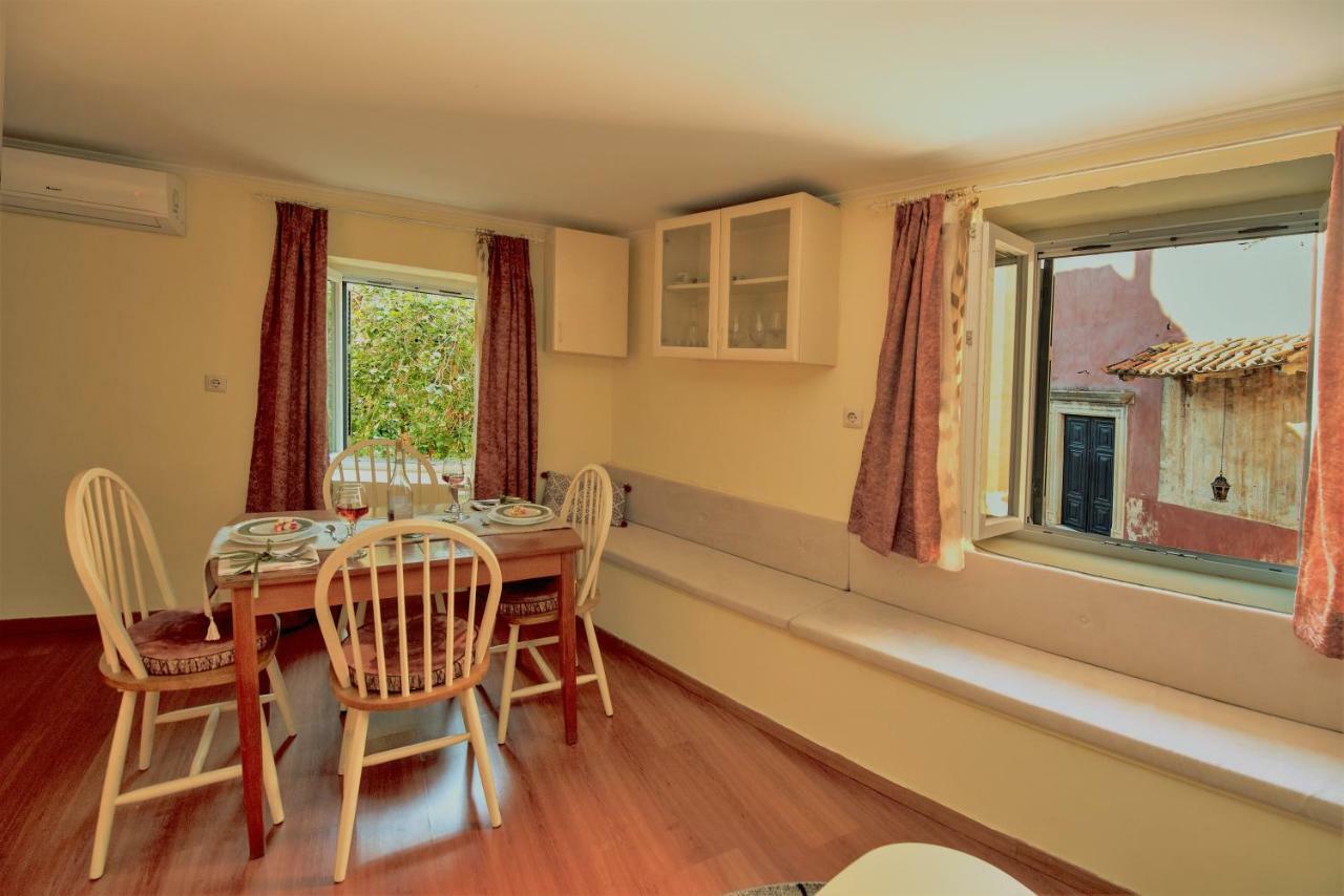 Venetian Well Cozy Apartment Corfu Old Town מראה חיצוני תמונה